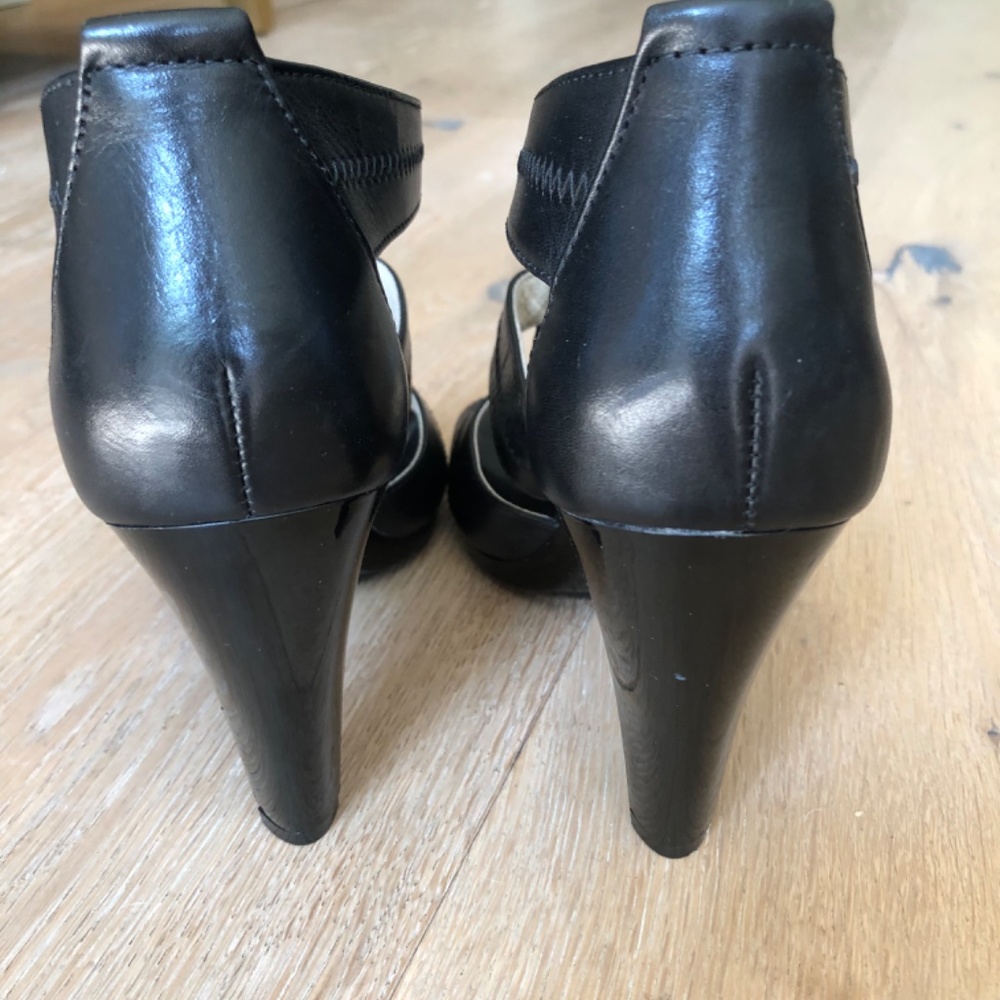 MICHAEL Michael Kors black sandal NEW - Picture 4 of 6